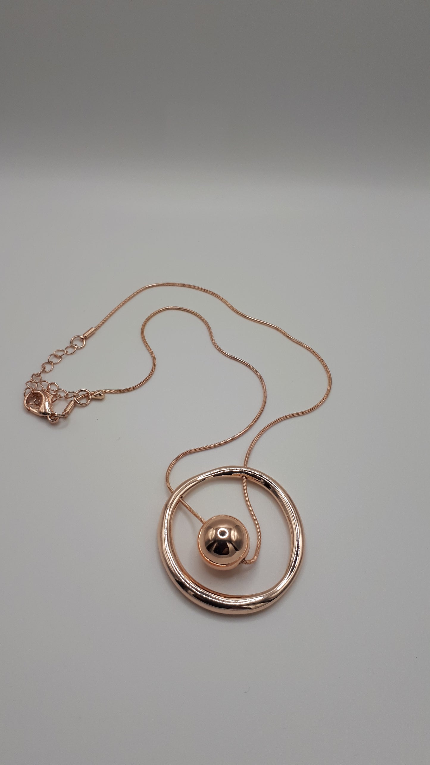 CIRCLE PENDANT