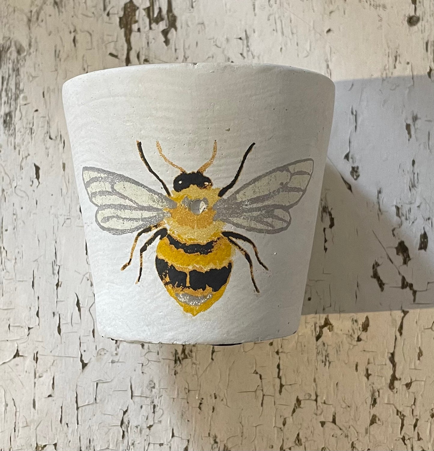 Planter - Bee - Cedar-Creek-Muskoka